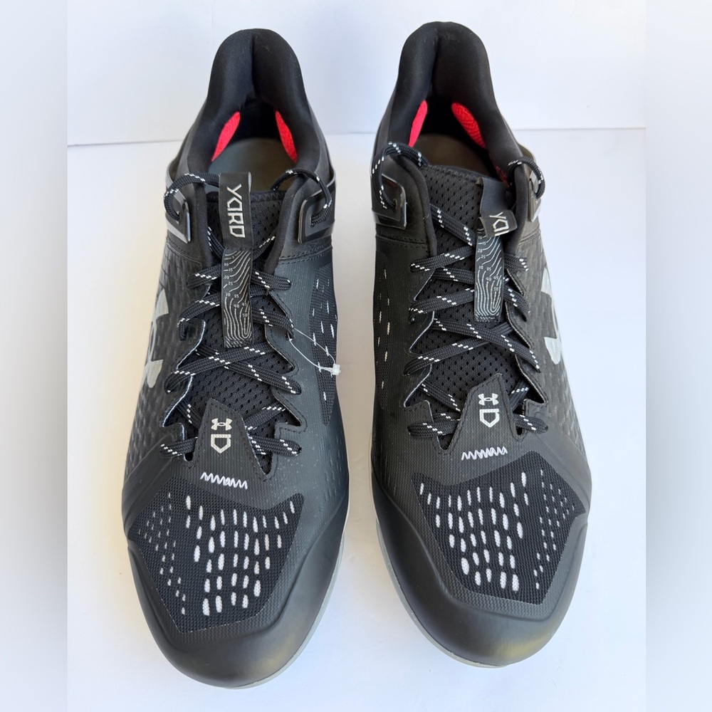 Under Armour Men's Black Yard Low MT Size 16 Baseball Cleats 3025592-001 New